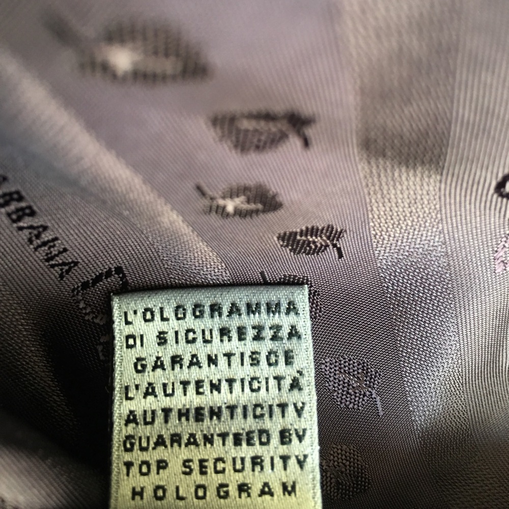 D&G Trench Coat - Picture 7 of 8